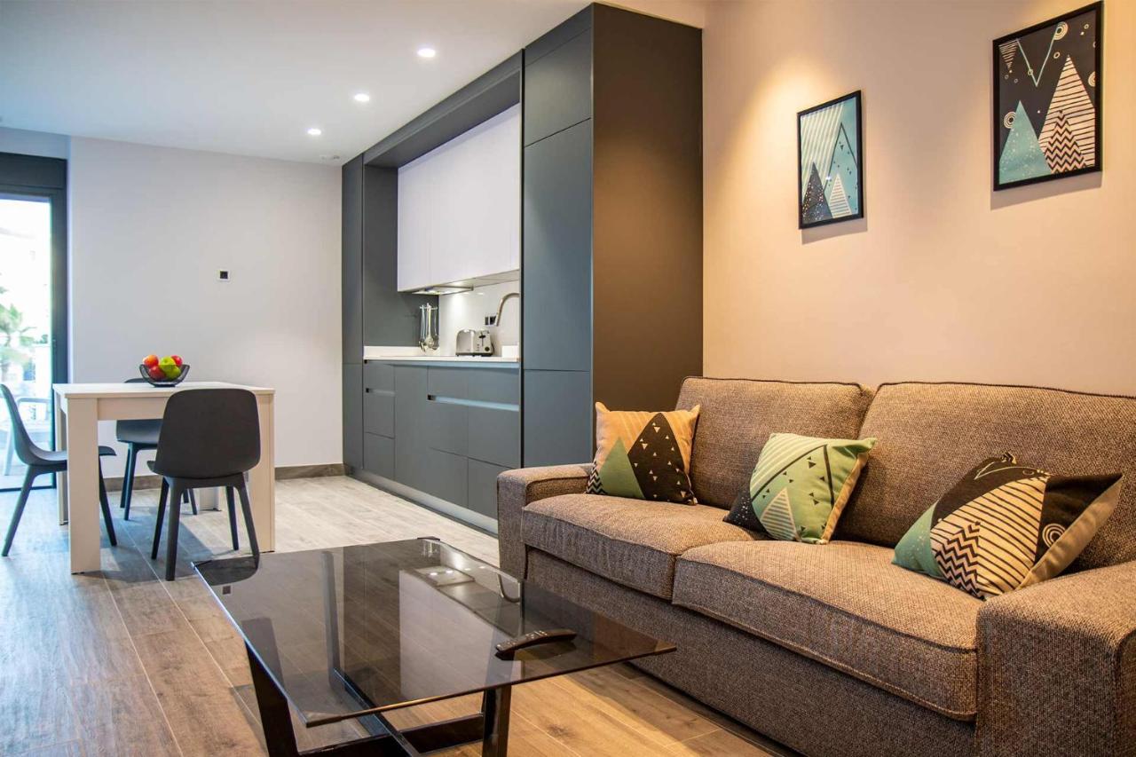 Apartamentos Vacacional En Plaza De Espana Nerja Ngoại thất bức ảnh