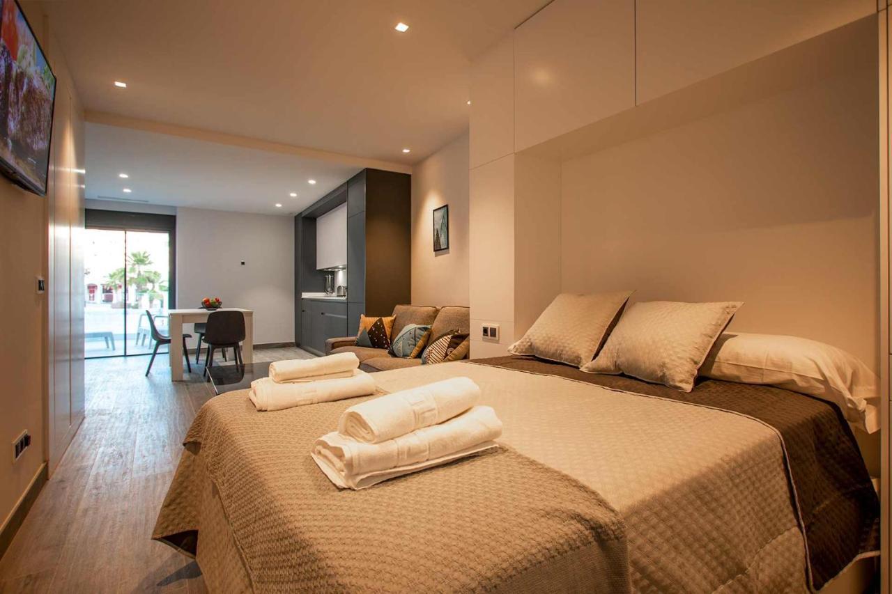 Apartamentos Vacacional En Plaza De Espana Nerja Ngoại thất bức ảnh