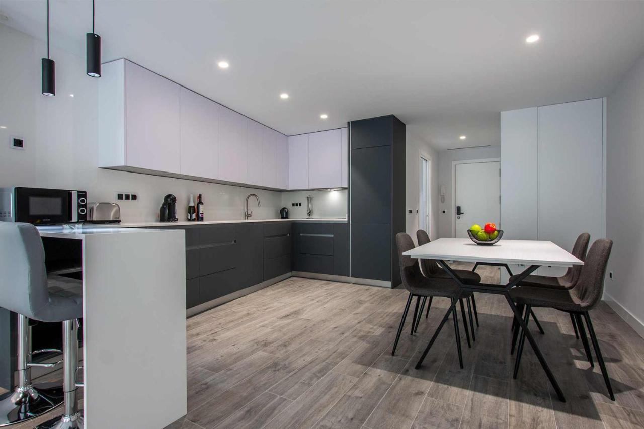 Apartamentos Vacacional En Plaza De Espana Nerja Ngoại thất bức ảnh