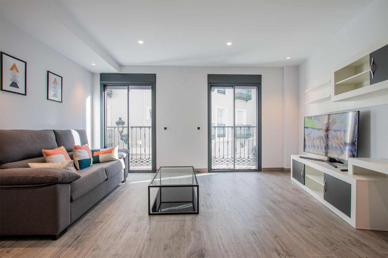 Apartamentos Vacacional En Plaza De Espana Nerja Ngoại thất bức ảnh